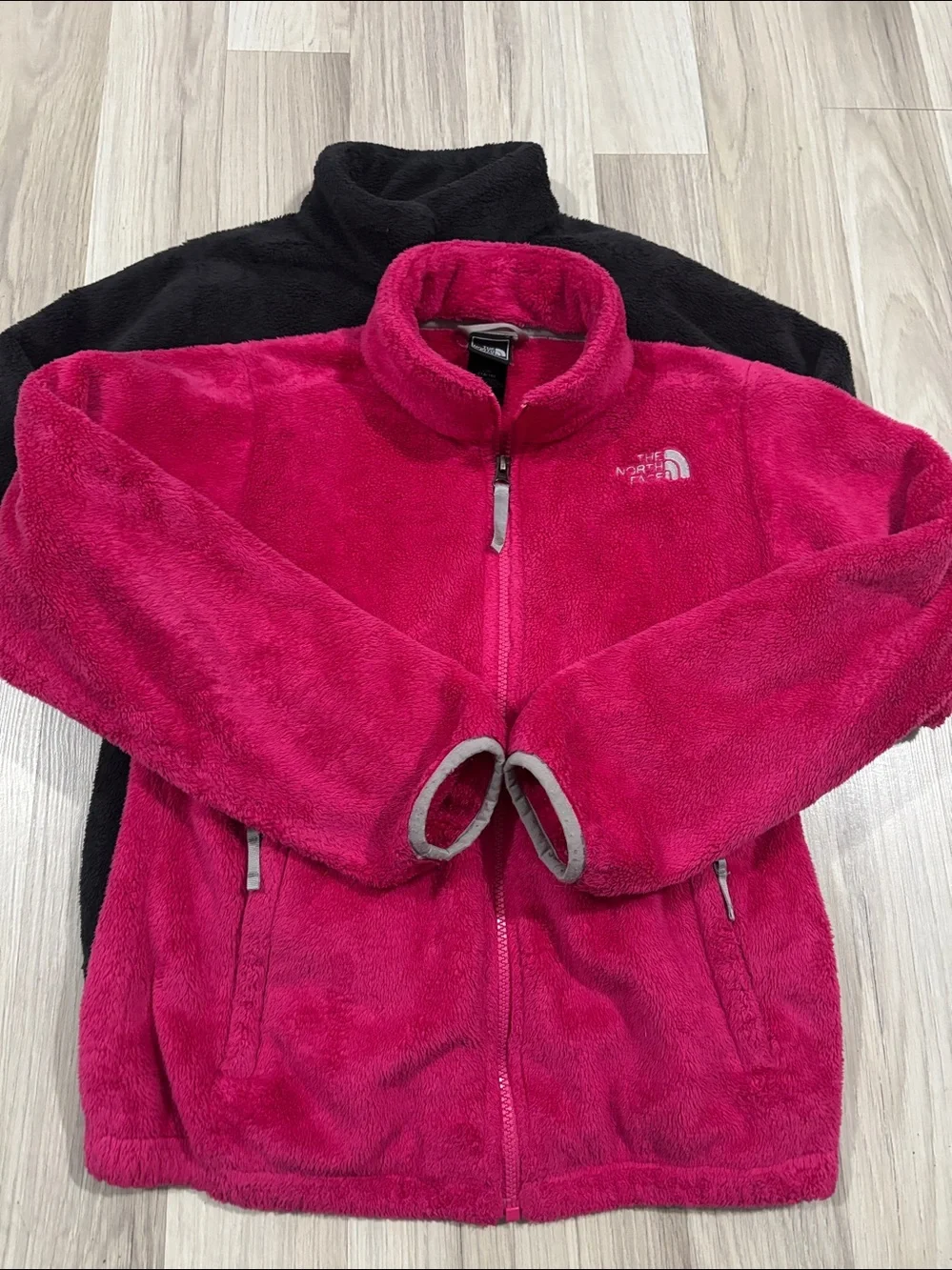Lot (2) The North Face Girls' Pink Fleece Jacket - Full Zip Size 14/16